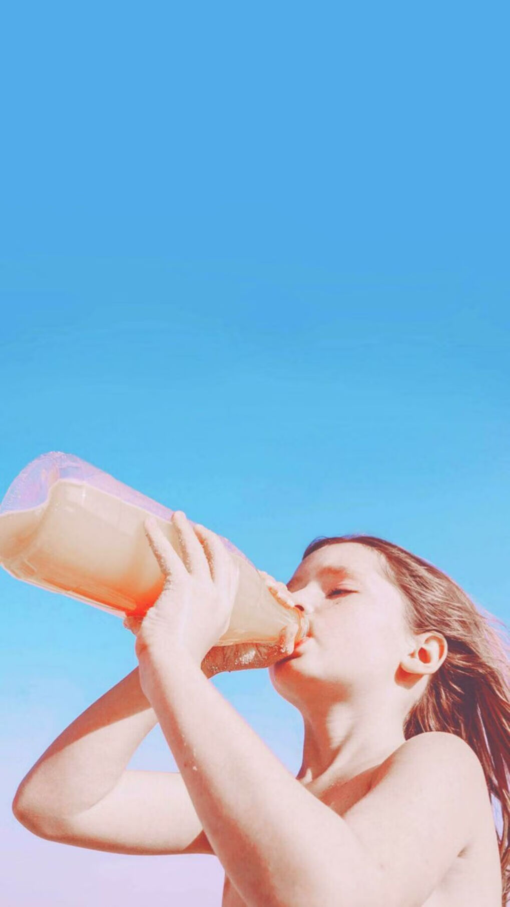 双前腰自由移动打乱对方防线,双前腰双前锋阵型