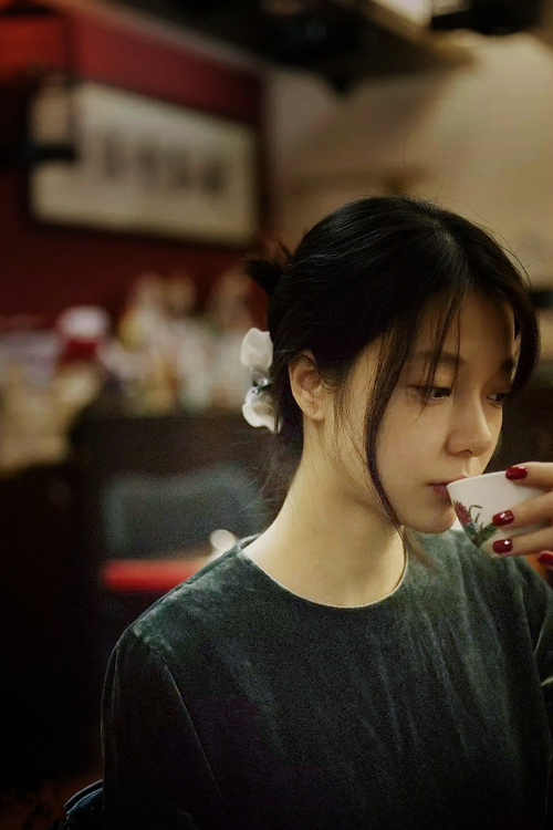 基:全黑队的“进攻启动者”,每次防守后的快速反击总能引领球队攻势