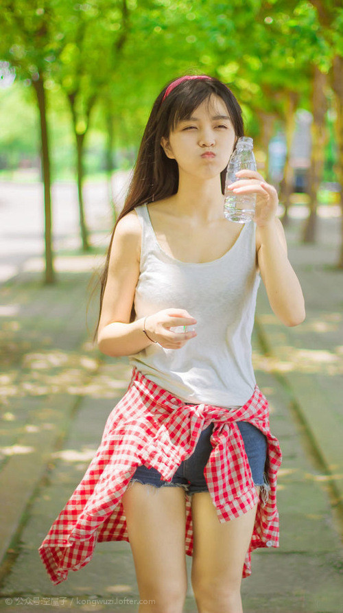 乐鱼电竞在线平台登录入口-欧洲杯决战：攻守交替的精彩对峙，欧洲杯对战列表